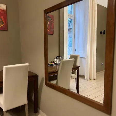 Relais Ranieri 4* נאפולי